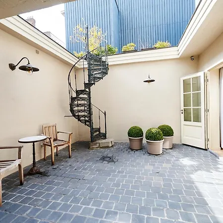 Bed & Breakfast Maryline 2*